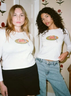 Dana Long Sleeve Tee - Pie Slice -Fashion Shop 000191190002 lisa says gah table pie tee