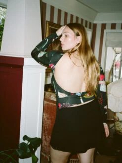 Rowan Top - Set The Table Caviar 19 Rowan Top - Set The Table Caviar -Fashion Shop 000191190012 lisa says gah table backless top black