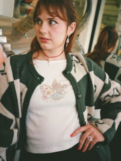 Silver Rat Hoop - Silver -Fashion Shop 000195770006 lisa says gah arden pdp 856e1a05 e1c9 434f b8e9 7004cd669f48