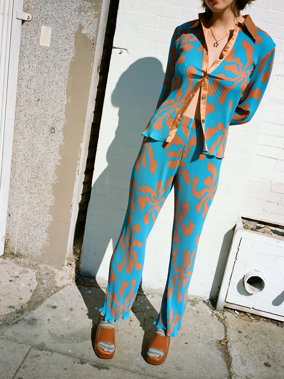 Crimped Shirt - Hawaii 4 Crimped Shirt - Hawaii - Image 2