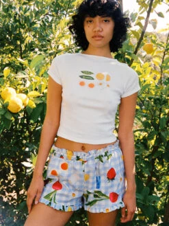 Alex Tee - Picnic Scene