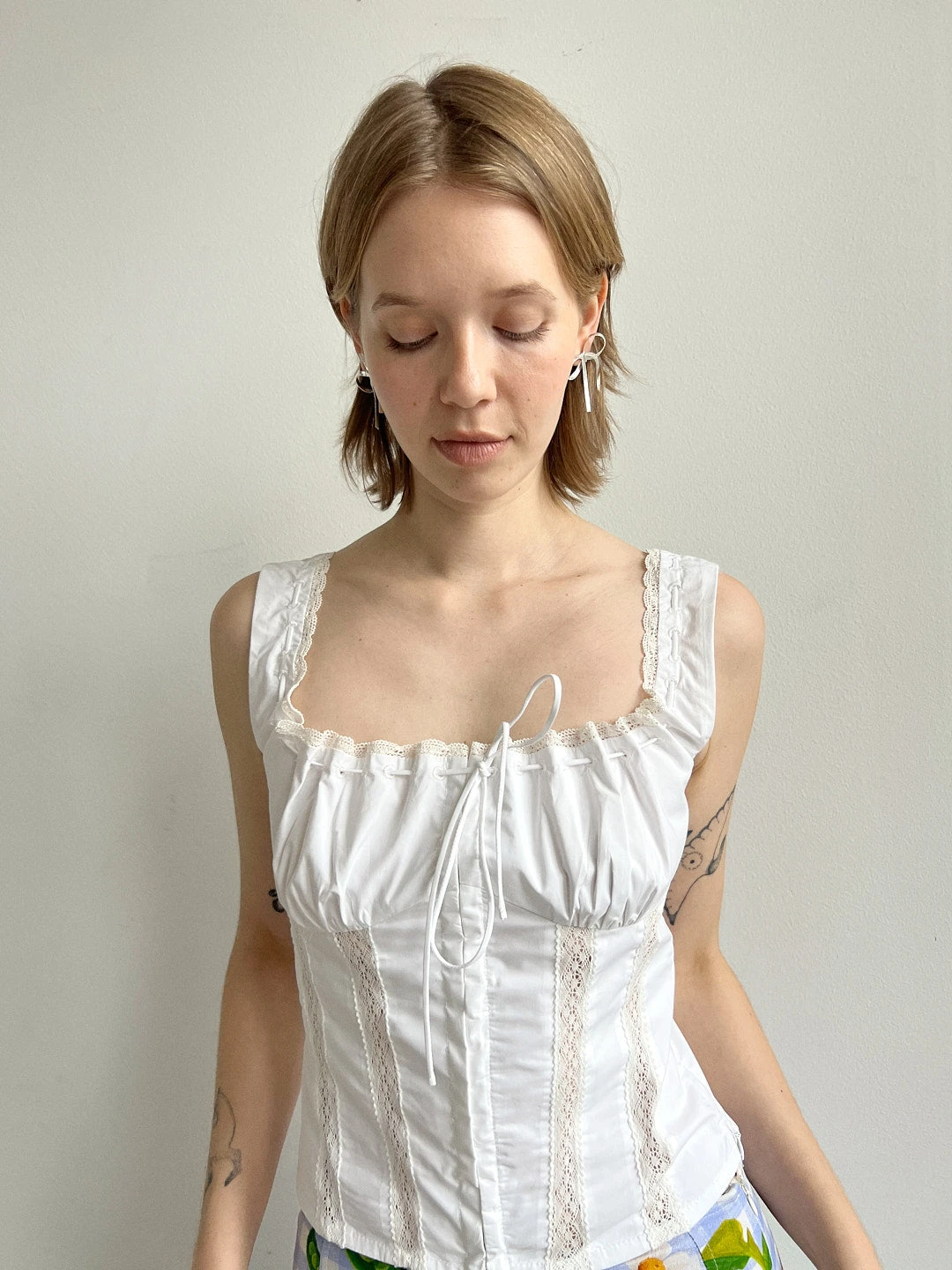 Delilah Top - White 5 Delilah Top - White - Image 3