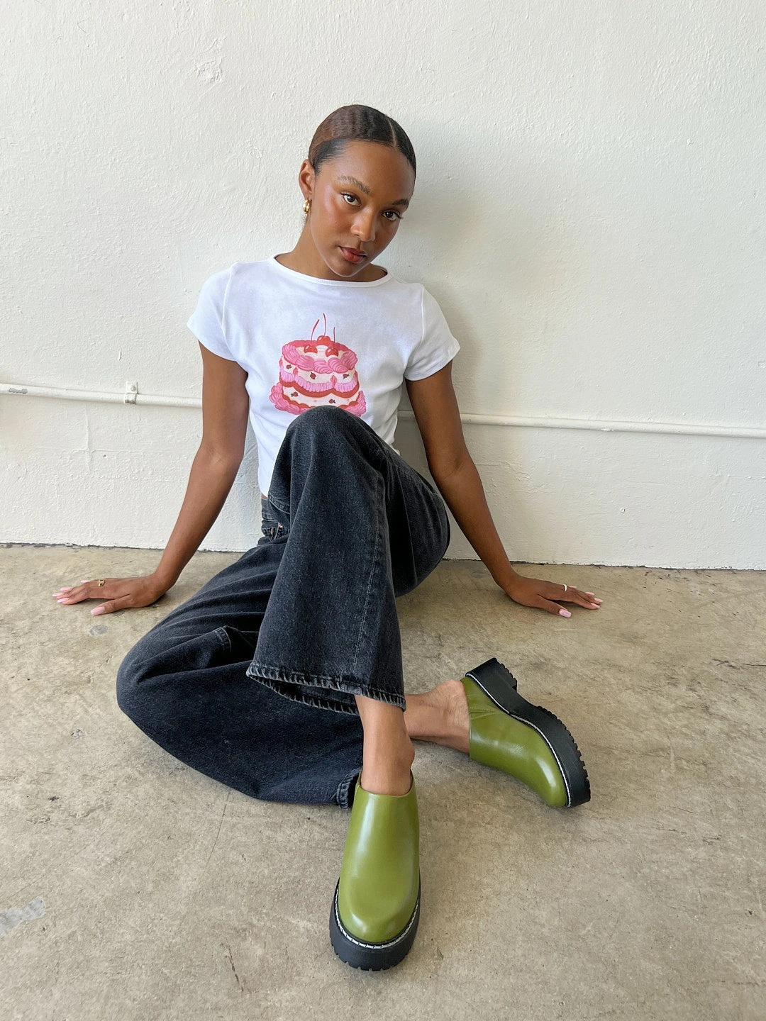 Alex Tee - Cake 8 Alex Tee - Cake - Image 6