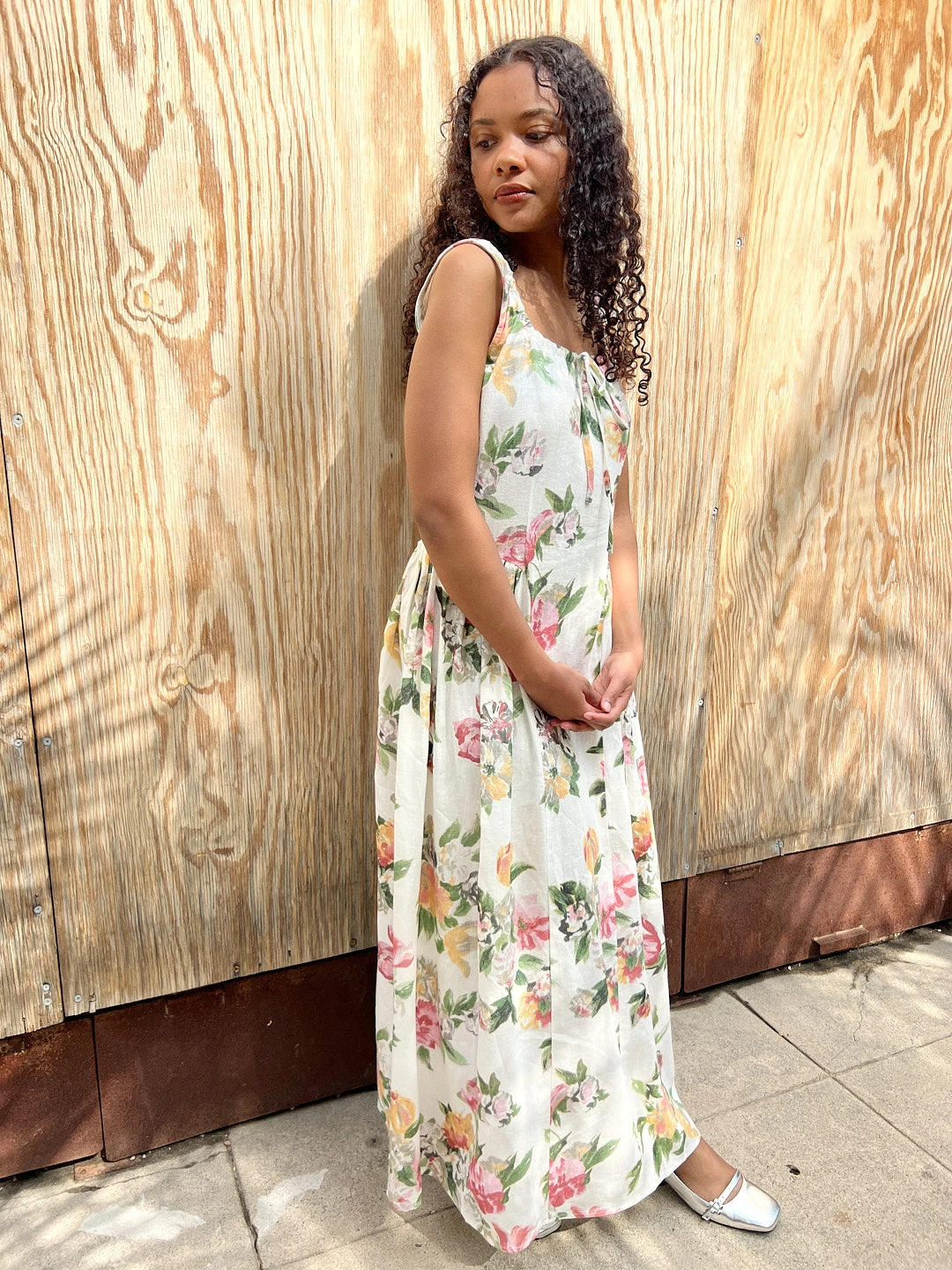 Shisa Linen Maxi Dress - Floral 10 Shisa Linen Maxi Dress - Floral - Image 8