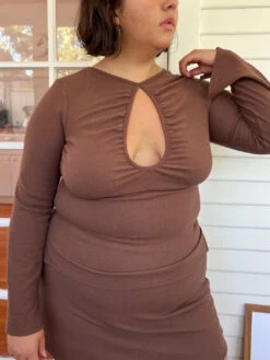 Nora Keyhole Top - Chocolate -Fashion Shop IMG 4688 lisa says gah prefall brown top