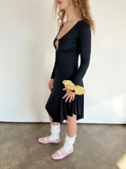 Singer Dress - Black -Fashion Shop IMG 4949 geel singer dress black