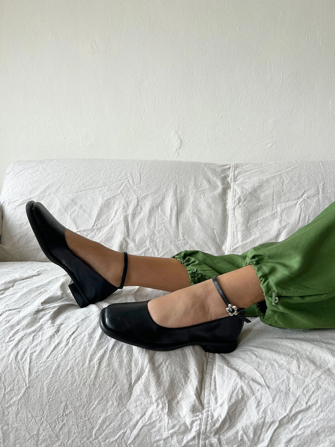 Mia Mary Jane - Black 6 Mia Mary Jane - Black - Image 4