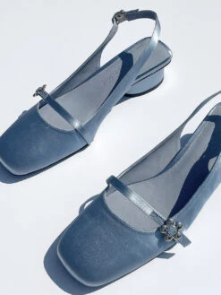 Front Page -Fashion Shop IMG 5774 lisa says gah shoe mackie blue