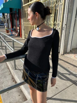 Bourgeois Top - Black -Fashion Shop IMG 6327 e7edf46d 91ad 428c 84ce c9017755059e