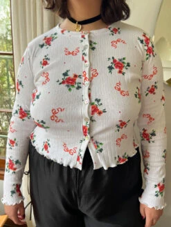 Poppy Cardi - Pointelle Bouquet 18 Poppy Cardi - Pointelle Bouquet -Fashion Shop IMG 6971 lisa says gah bisou poppy cardi