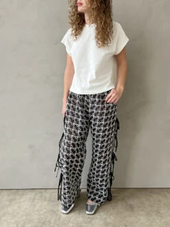 Evelyn Bow Tie Pant - Bows -Fashion Shop IMG 7893 le bon shoppe tee white