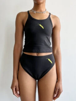 Crop Tank - Black/Shishito -Fashion Shop IMG 8613 lisa says gah arq undies black 231b34f2 a1e7 4f46 adbe 1407bd92e92e