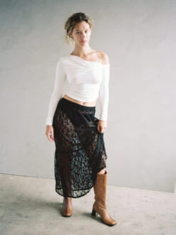 Nico Twist Top - White 12 Nico Twist Top - White -Fashion Shop LIND683 095 geel top White