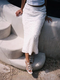 Lauren Maxi Skirt - Vanilla Ruffle -Fashion Shop lind650 023 lisa says gah ruffle skirt white