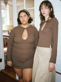 Nora Keyhole Top - Chocolate -Fashion Shop lind684 098 lisa says gah prefall brown top